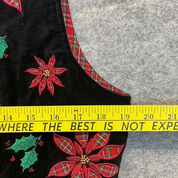 KAREN SCOTT Vest Womens Medium Black Red Poinsettia Christmas Velvet Embroidered - Picture 6 of 16